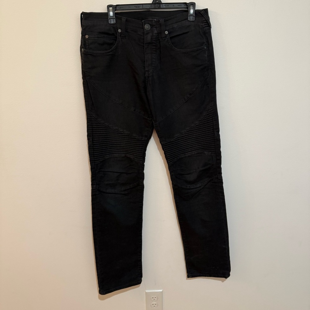 True Religion Men's Geno Slim Moto
Jeans Black Size 31